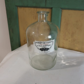 Parfum fles groot glas verkoop winkel