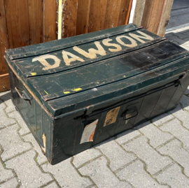 Kist verhuiskist metaal hutkoffer VERKOCHT