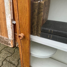 Vitrine kast origineel sier wand pronk VERKOCHT