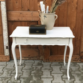 Thee tafel sidetable wit Queen Ann VERKOCHT