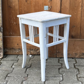 Bijzettafel melk kruk hout wit VERKOCHT