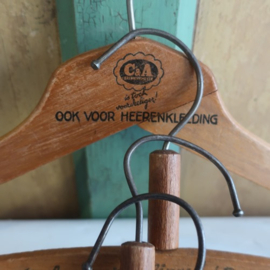 Kleerhanger hout antiek C&A VERKOCHT
