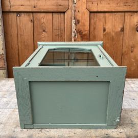 Vitrine kast groen sier pronk hang kastje