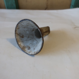 Emaille trechter wit Ø 8 cm en 8,5 cm origineel