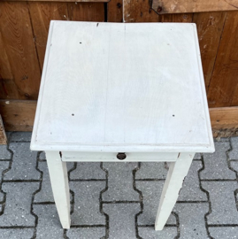 Tafel bijzet planten tafel wit 43,5 x 44,5 VERKOCHT