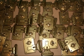 Sloten sluitingen koffer antiek retro messing koper set VERKOCHT