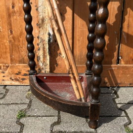 Bak garderobe 1920 1930 hout kapstok
