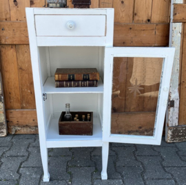 Vitrine kast wit sier nachtkastje pronk 85,5 cm