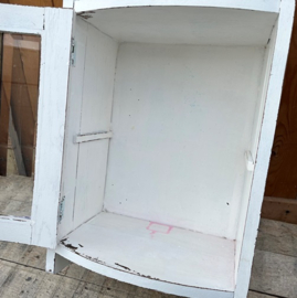 Vitrine kast wit sier kastje wand VERKOCHT