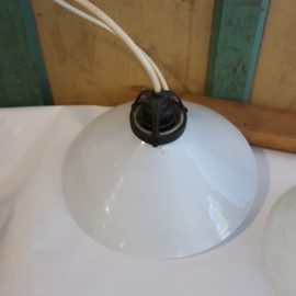 Hang lamp gang hal 1930 melkglas VERKOCHT