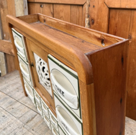 Grutterskast kruidenkast porselein origineel