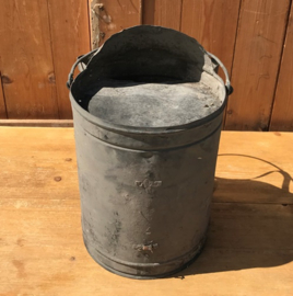 Ton voerbak waterbak metaal 30 cm VERKOCHT