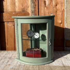 Vitrine kastje groen sier hoek pronk kast