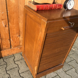 Roldeur kast archiefkast hout VERKOCHT