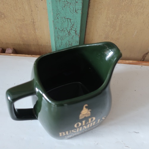 Old Bushmills oldest Whisky water kan jug