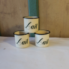 Emaille beker creme met tekst Lait