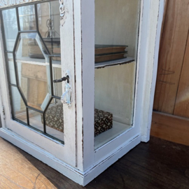 Vitrine kast wit sier kastje pronk hang VERKOCHT