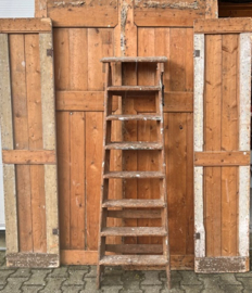 Oude houten trap ladder schilderstrap VERKOCHT