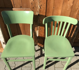 Eetkamer stoel cafe hout oud groen VERKOCHT