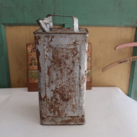 Olie petroleum kan grijs barnfound Frankrijk