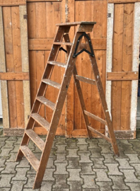 Oude houten trap ladder schilderstrap VERKOCHT