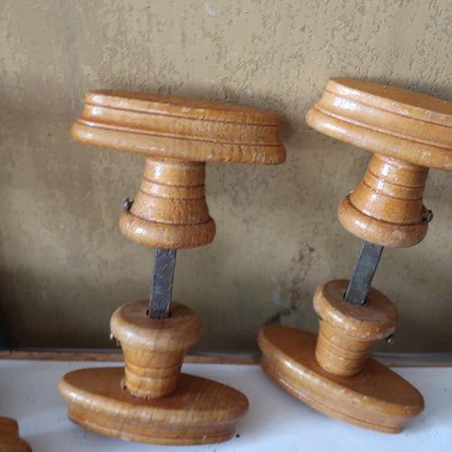 Deurkrukken deurknoppen hout bedstee origineel
