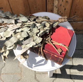 Bijzet tafel wit bloem planten VERKOCHT