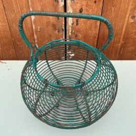 Draadmand groen metaal eiermand Frankrijk