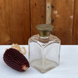 Parfum fles glas met dop origineel vierkant