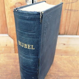Bijbel 1930 fraaie kaft 21 x 15 x 5 VERKOCHT