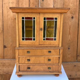 Kabinetkast poppen origineel hout poppenkabinet