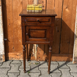 Nachtkast Frankrijk hal kastje VERKOCHT