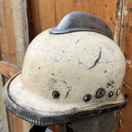 Helm brandweer creme origineel met zijflappen