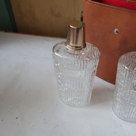 Parfum drank flessen in hoes verrekijker