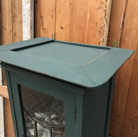 Vitrine kast groen vintage sier wand VERKOCHT
