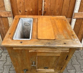 Koelkast koelmeubel  ijskast hout antiek