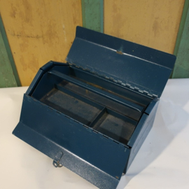 Kist koffer gereedschap metaal blauw barnfound