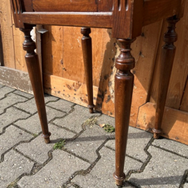 Nachtkast Frankrijk hal kastje VERKOCHT