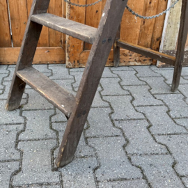 Oude houten trap ladder schilderstrap VERKOCHT