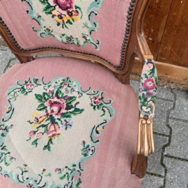 Dames fauteuil stoffen bekleding 1930