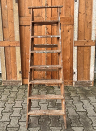 Oude houten trap ladder schilderstrap VERKOCHT