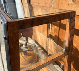 Vitrinekast toonbank origineel 1930 VERKOCHT