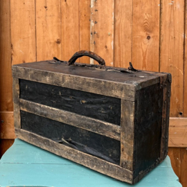 Houten kist zwart Frankrijk 60,5 cm VERKOCHT