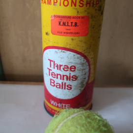 Wilson oud blik met tennisballen origineel