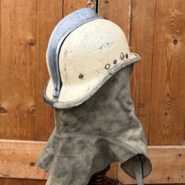 Helm brandweer creme origineel met zijflappen