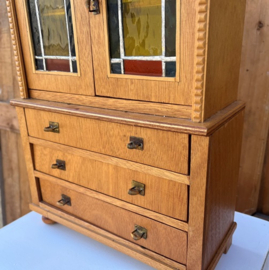 Kabinetkast poppen origineel hout poppenkabinet