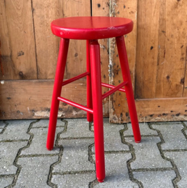 Kruk bijzettafel krukje hout rood VERKOCHT