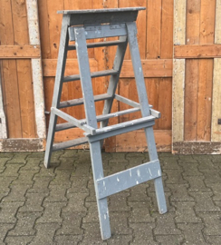 Oude houten trap ladder schilderstrap VERKOCHT