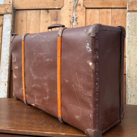 Kist koffer houten latten hutkoffer VERKOCHT