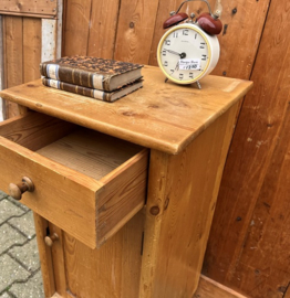 Hal kast nachtkastje grenen 74 cm VERKOCHT